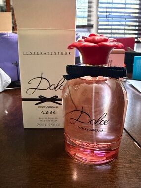 Dolce Rose Eau de Toilette
75 ML 2.5 oz